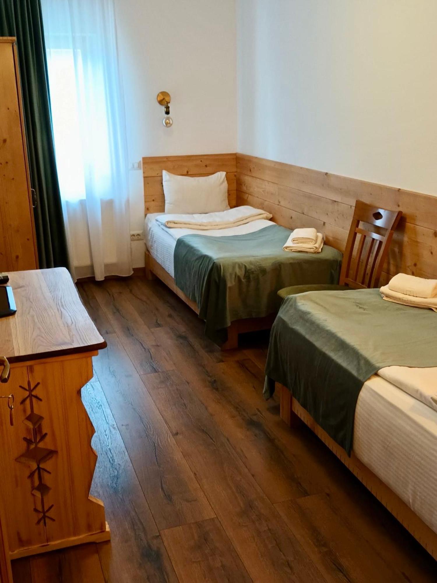Pensiunea Coronita Vişeu de Sus Chambre photo